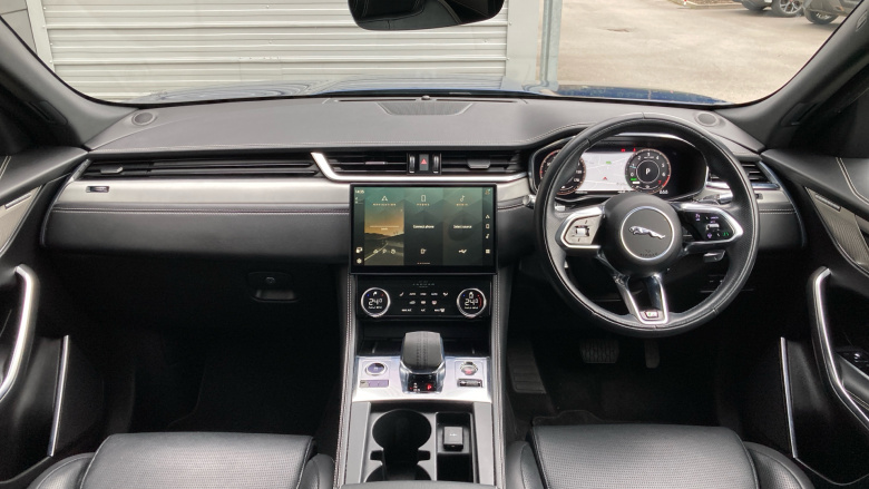 Jaguar F-Pace 2.0 P400e R-Dynamic SE 5dr Auto AWD Estate